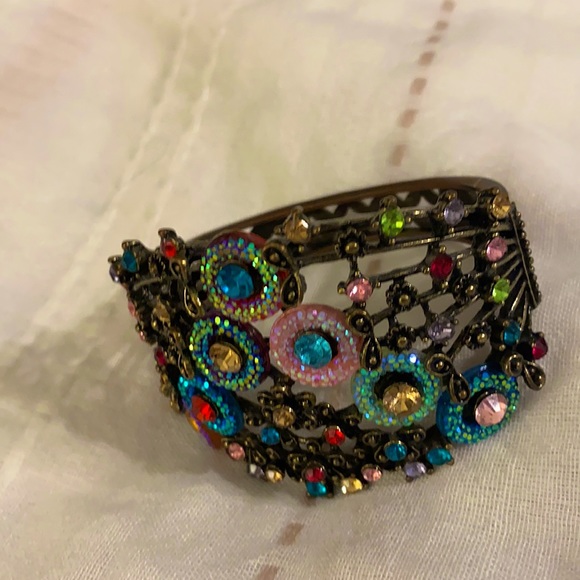 Women’s costume bangle - Picture 1 of 2